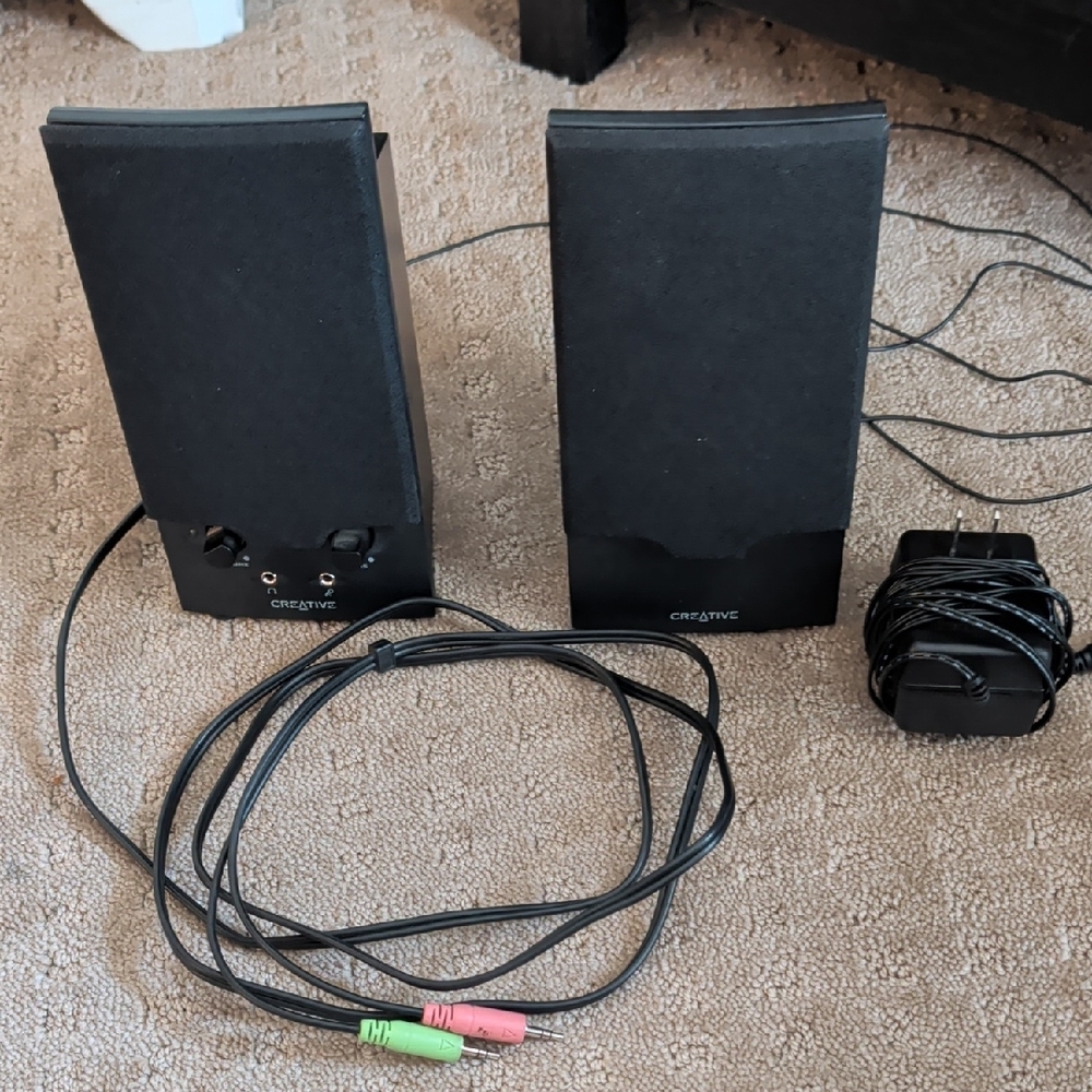 Creative Black Computer Speakers with Power Adapter